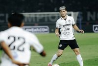 PSS Sleman harus mengakui keunggulan Persebaya Surabaya dengan skor tipis 0–1. (Instagram.com @pssleman)